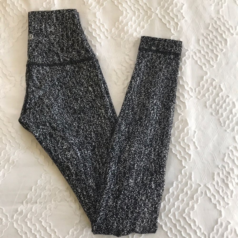 Lululemon Black + Grey Patterned Leggings
